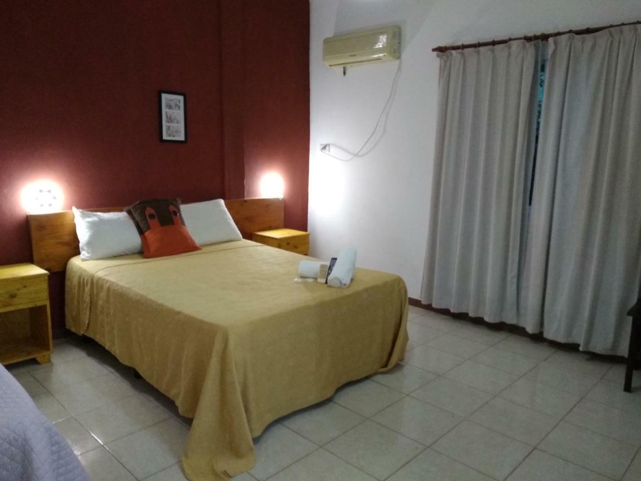 Petit Hotel Panambi Puerto Iguazu Bagian luar foto