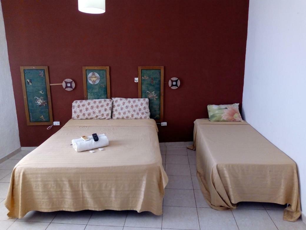Petit Hotel Panambi Puerto Iguazu Bagian luar foto