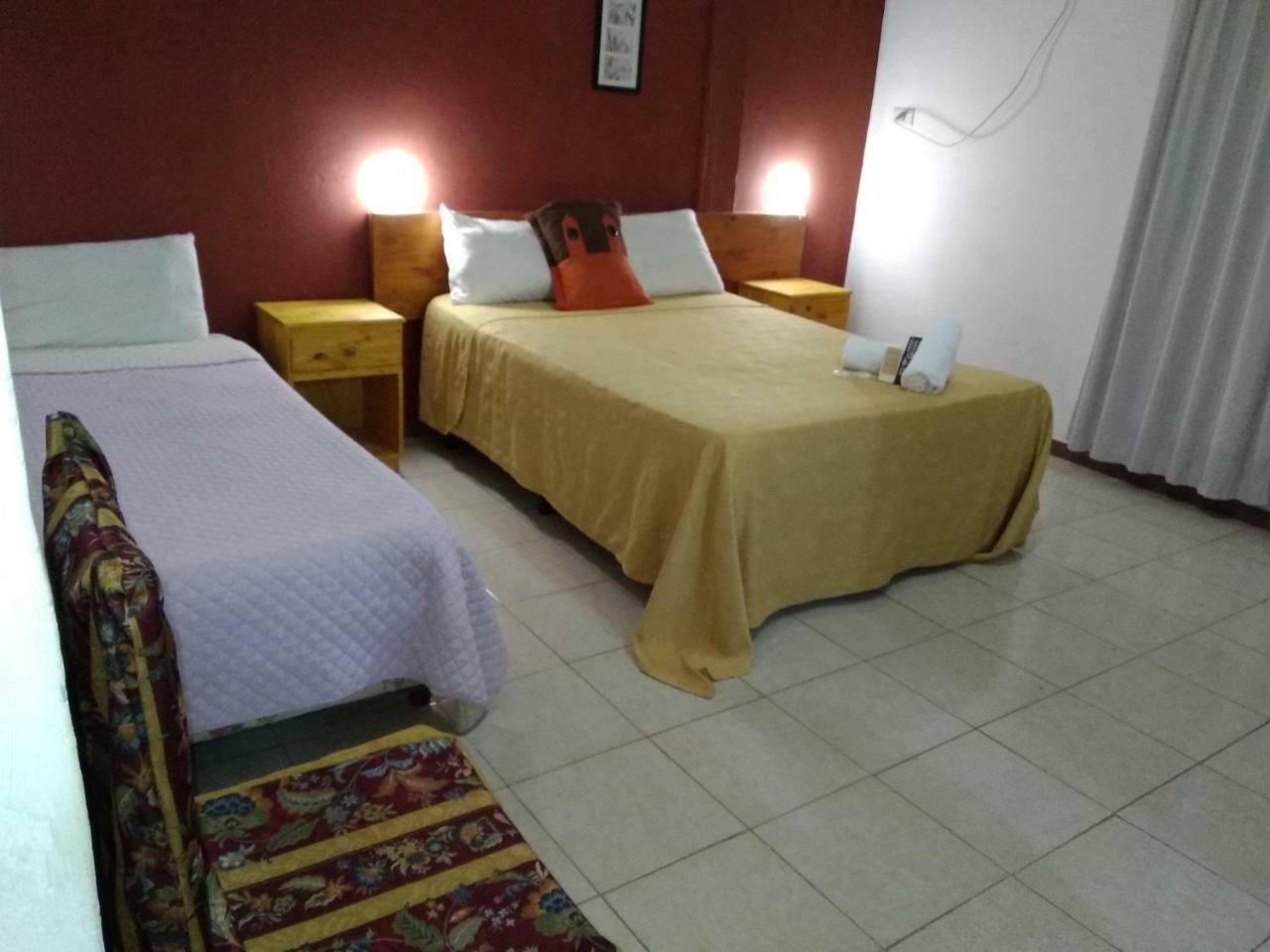 Petit Hotel Panambi Puerto Iguazu Bagian luar foto